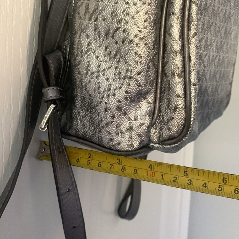 Michael Kors Silver shimmer Monogram Backpack shiny zipper leather compartments - Picture 13 of 16